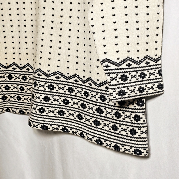 Vintage L.L. Bean Womens Dark Blue Cream Patterned Wool Blend Sweater Med - Picture 7 of 12